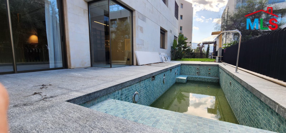 Luxurious High-End Finishing Apartment With Garden For Sale in Yarze