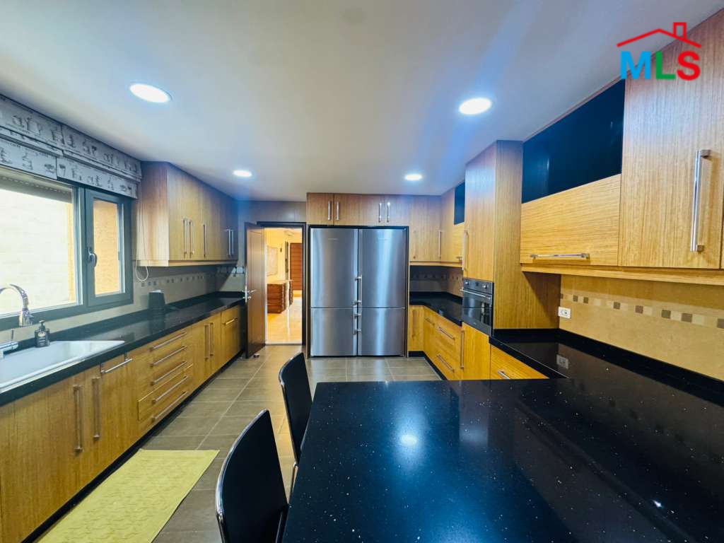 Amazing Unfurnished 4-Bedroom Apartment For Sale in Jnah, Beirut
