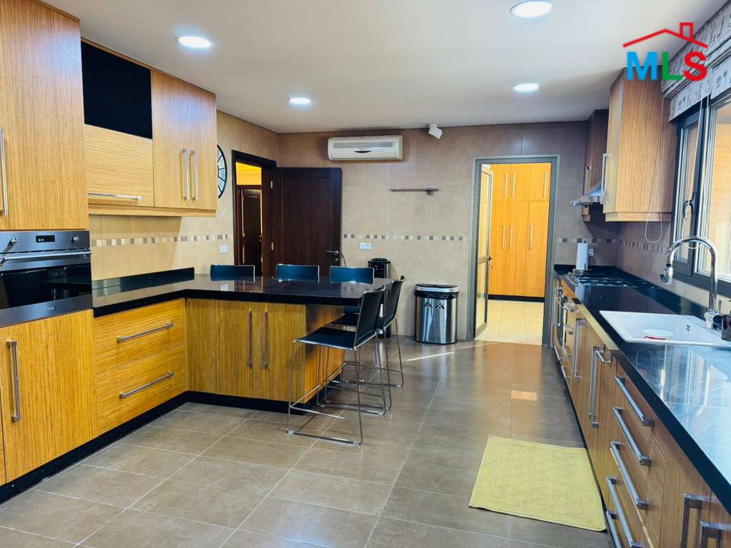 Amazing Unfurnished 4-Bedroom Apartment For Sale in Jnah, Beirut