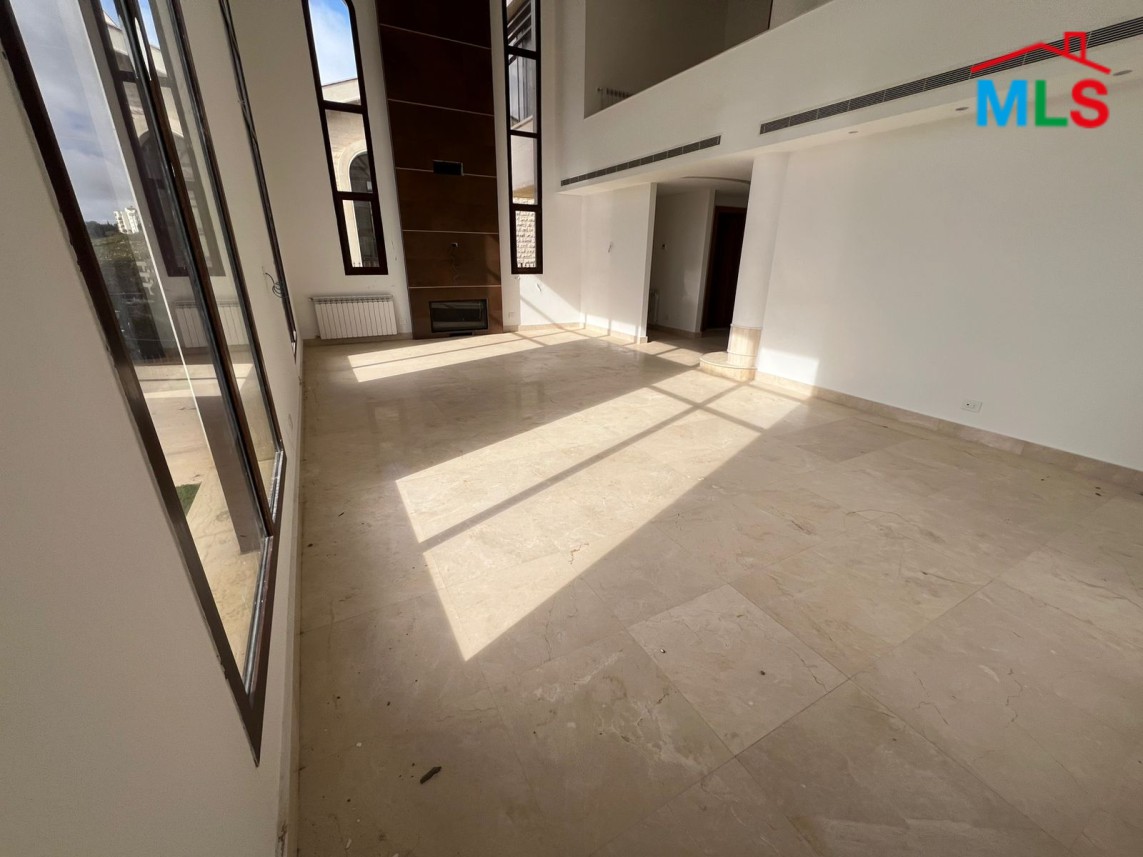 A Modern Elegant Villa With Garden For Sale in Souk El Gharb, Aley