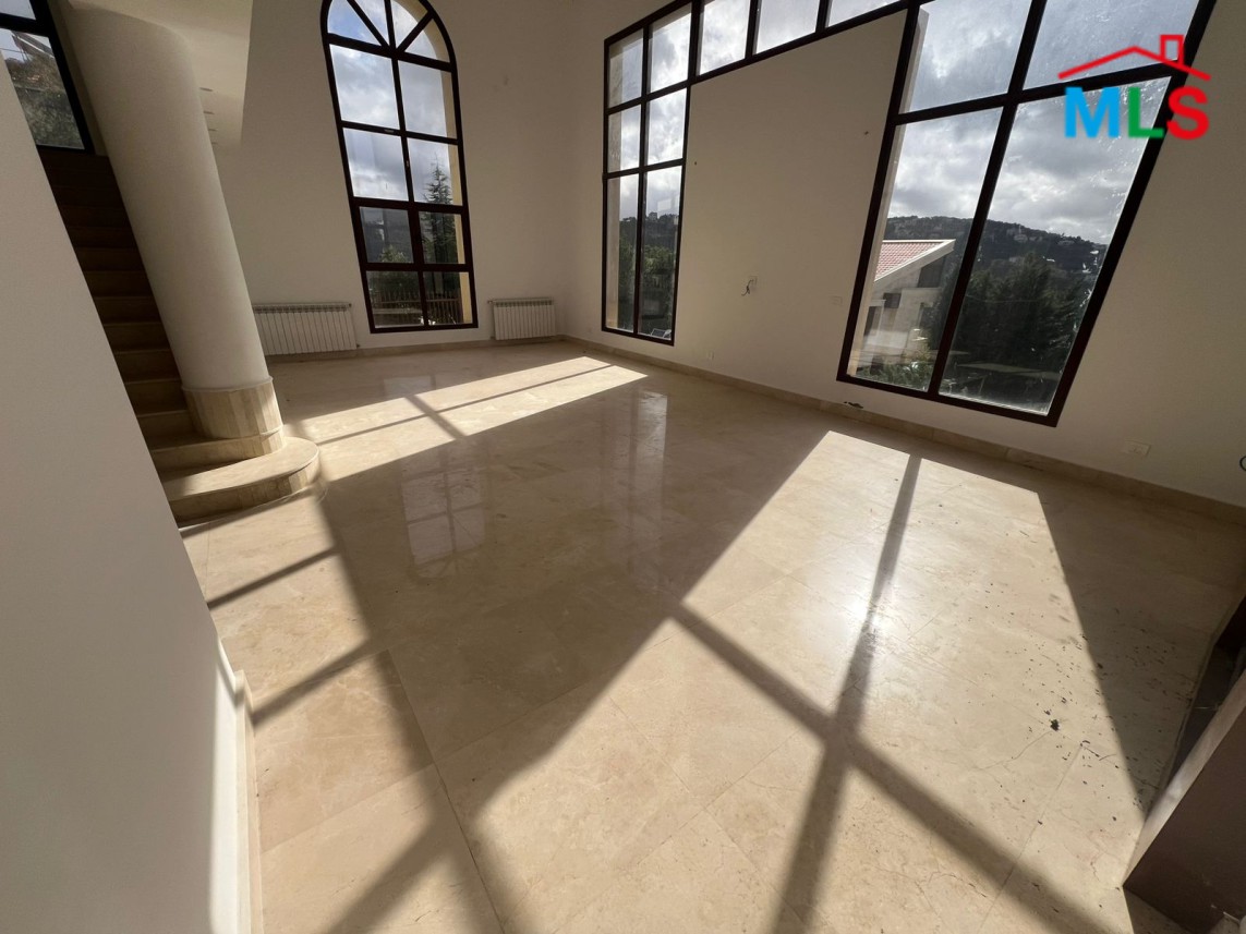 A Modern Elegant Villa With Garden For Sale in Souk El Gharb, Aley