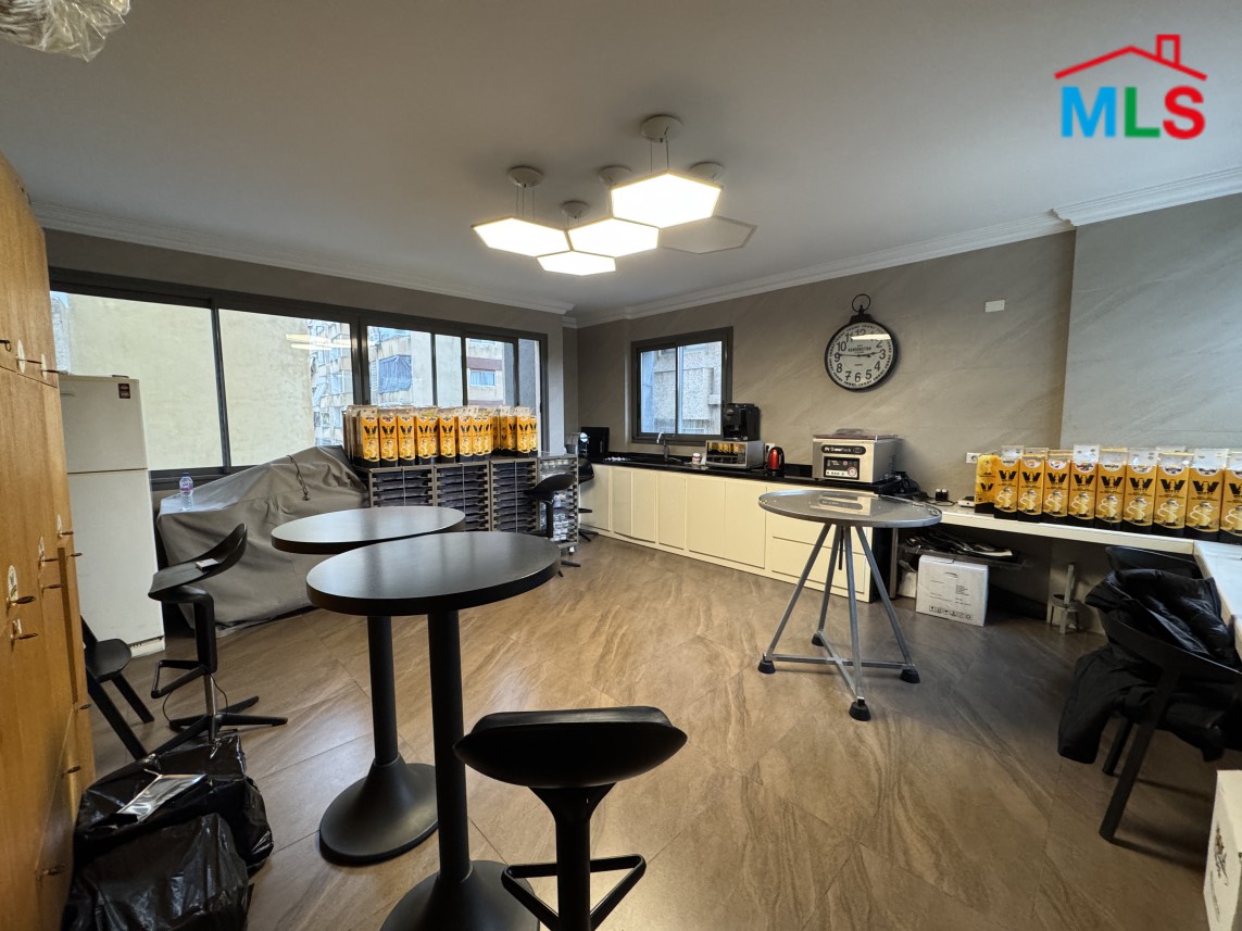 Spacious 3-Bedroom Apartment For Sale in Tayouneh, Near Hippodrome