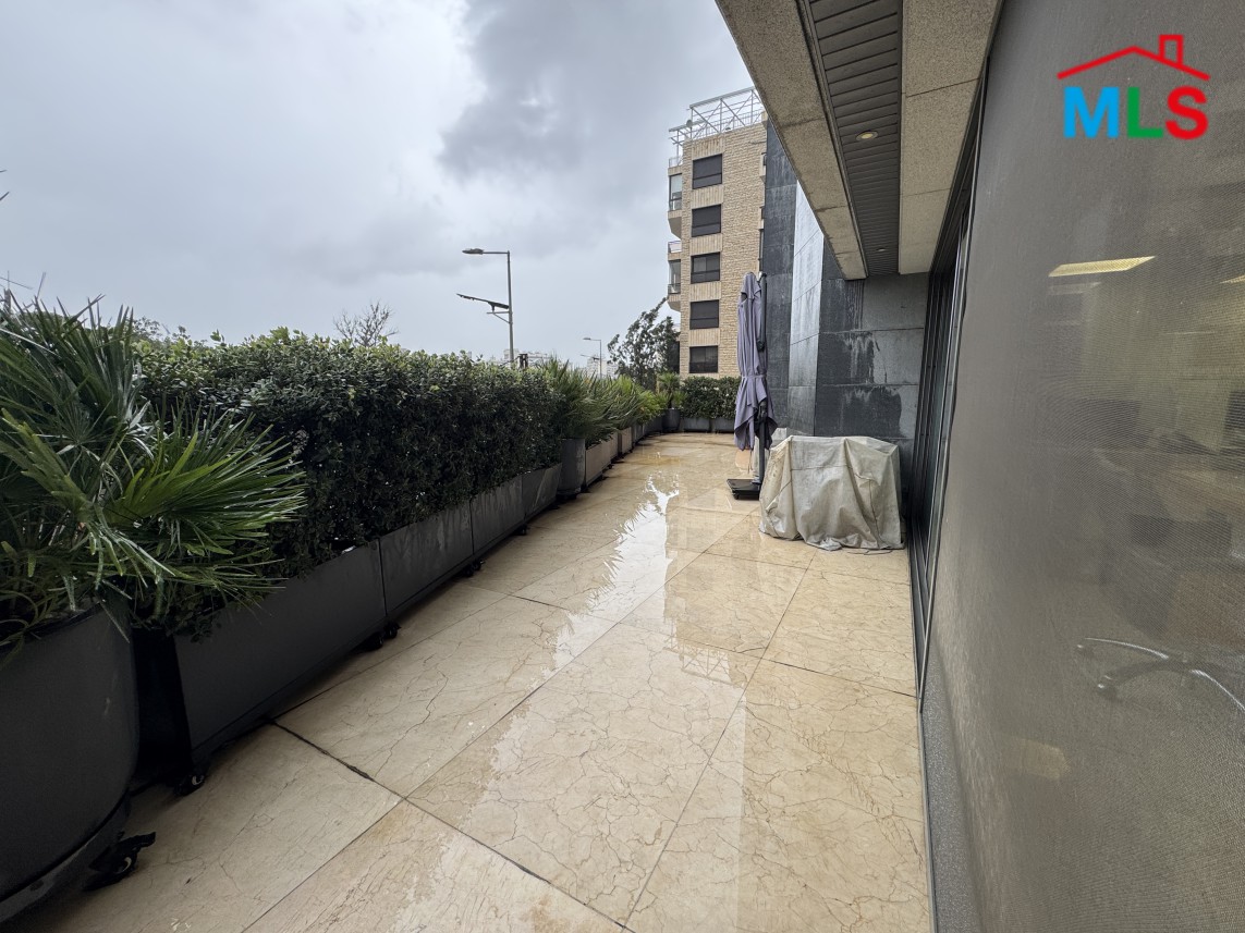 Spacious 3-Bedroom Apartment For Sale in Tayouneh, Near Hippodrome