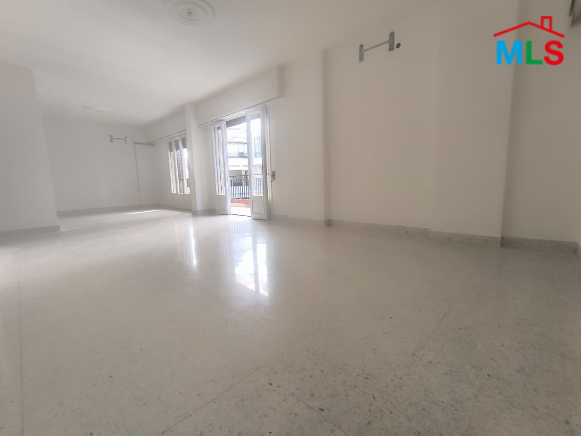3-Bedroom Apartment For Sale in Al Zarif, Ras Beirut