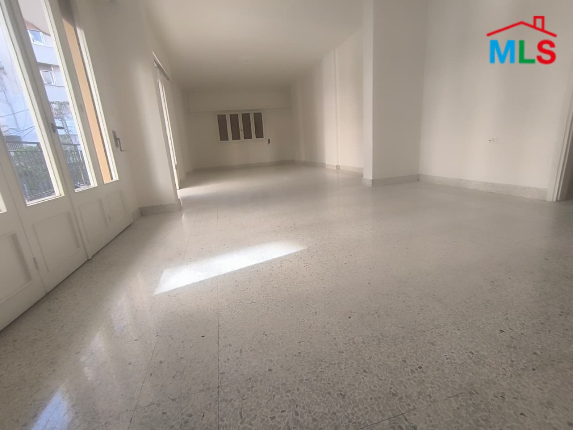 3-Bedroom Apartment For Sale in Al Zarif, Ras Beirut