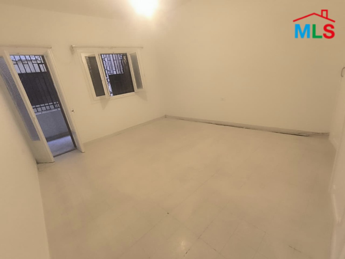 3-Bedroom Apartment For Sale in Al Zarif, Ras Beirut