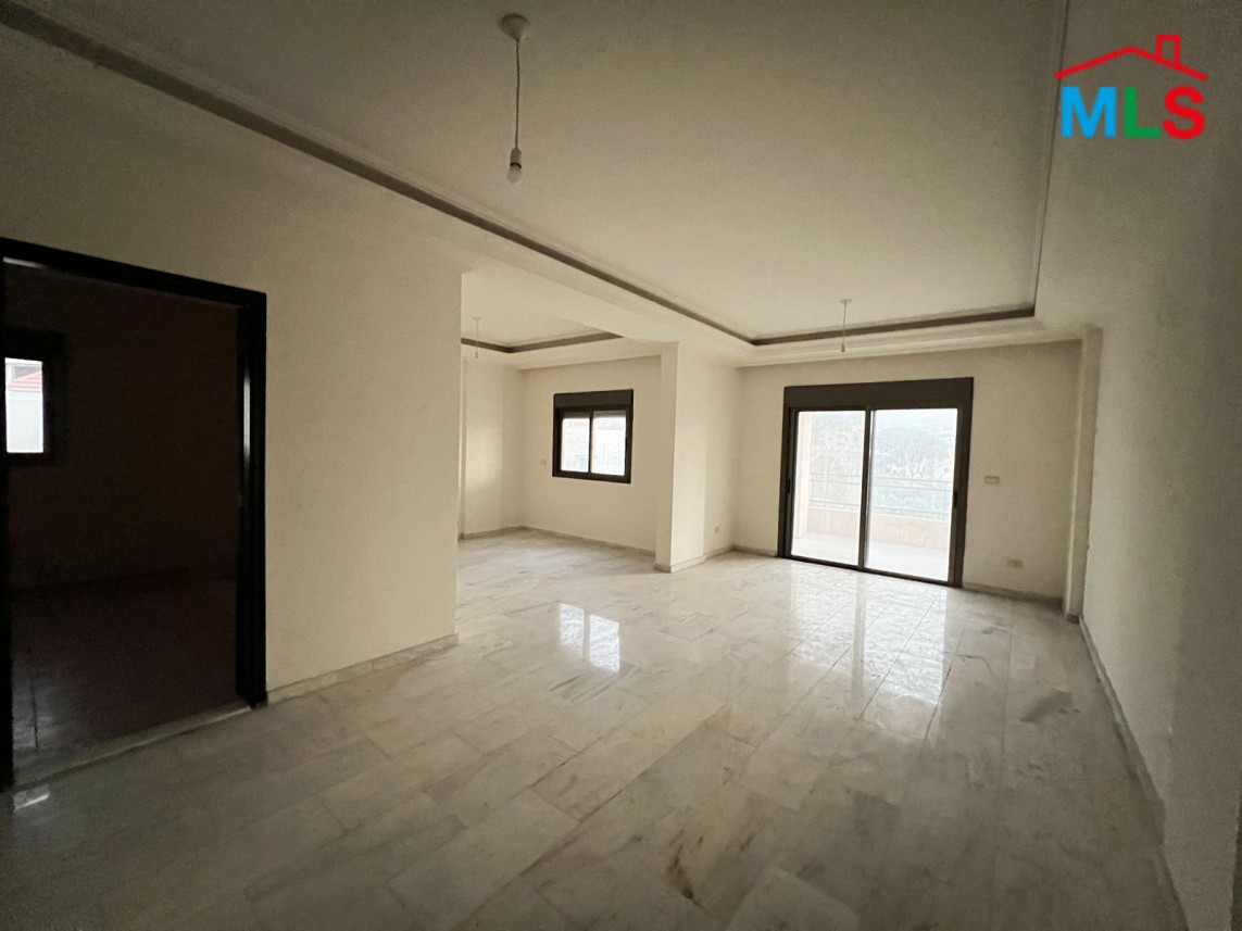 Spacious Apartment For Sale in Jamhour