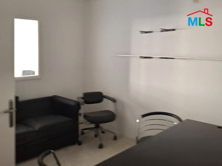 130 SQM Office For Sale in Prime Location in Saifi
