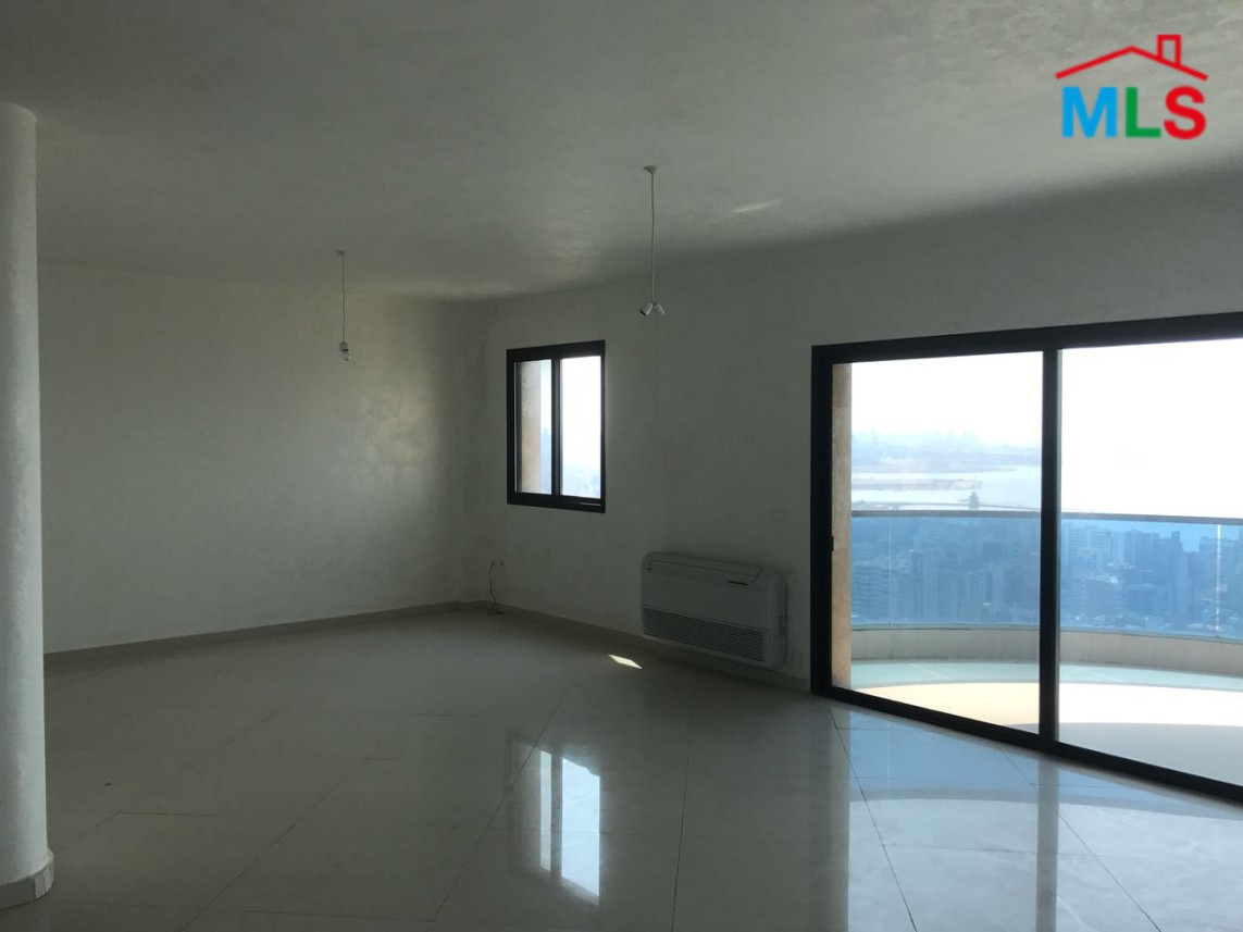 Luxurious Apartment For Sale in Bkenaya