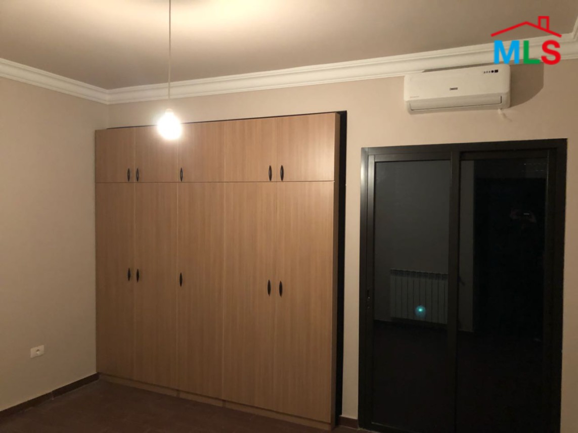 Luxurious Apartment For Sale in Bkenaya