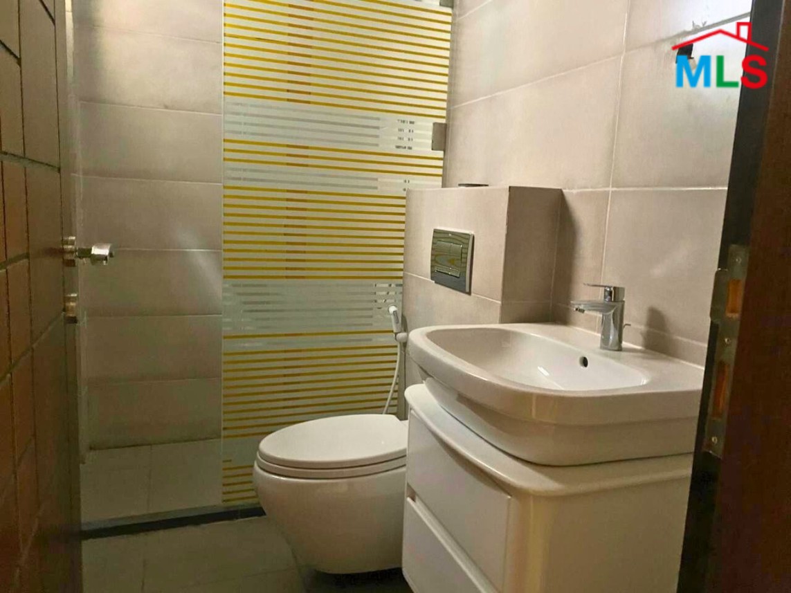 Brand New 2-Bedroom Apartment For Sale in Spears, Ras Beirut
