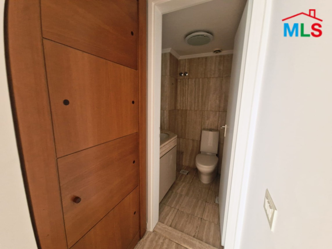 Apartment With Full Sea View For Sale in Adma