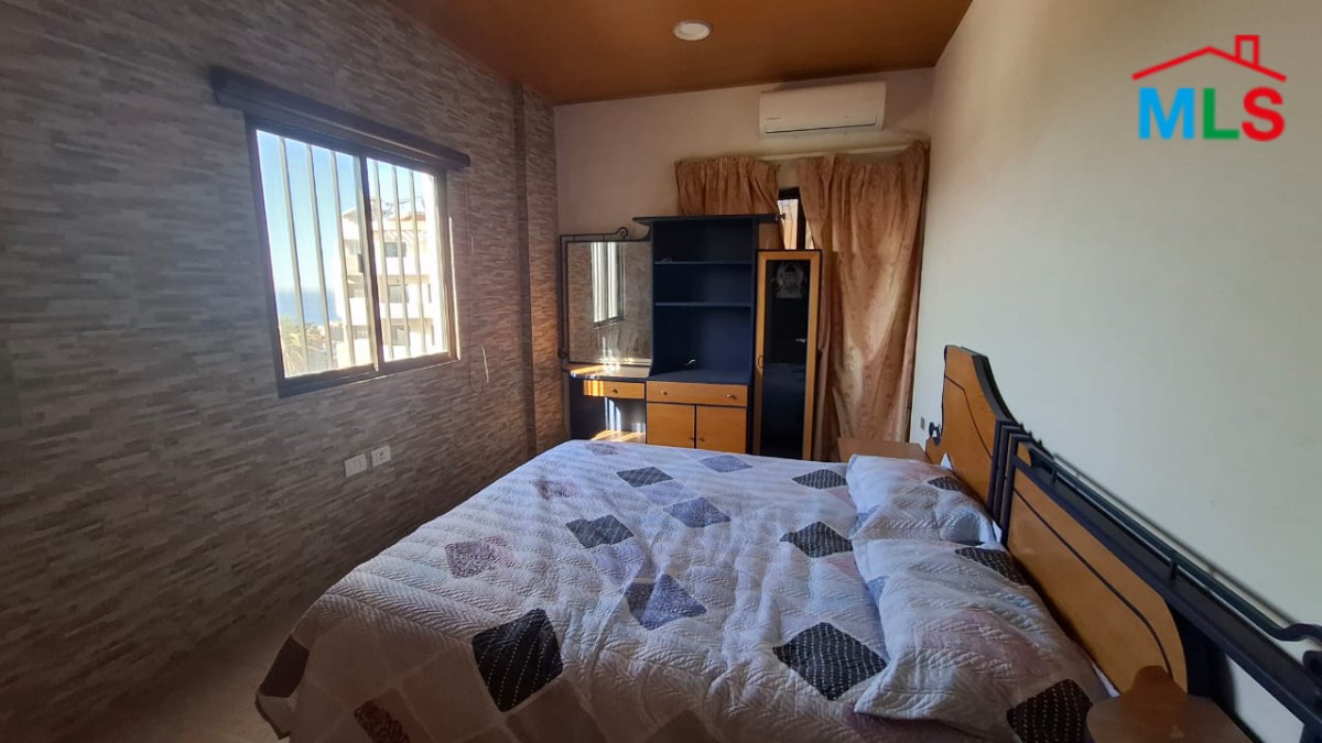 Apartment For Sale in Jbeil In A Good Location