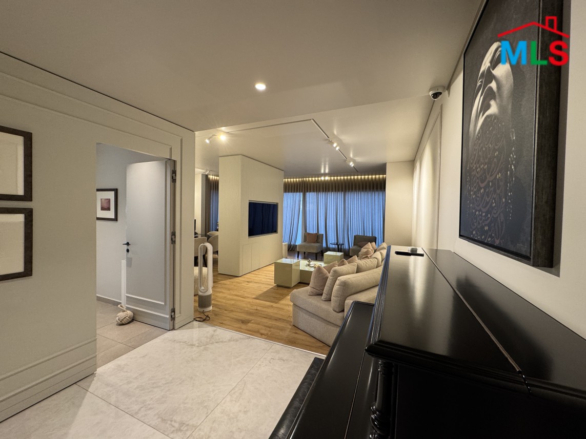 High-End Furnished Apartment For Sale in Hamra, Ras Beirut