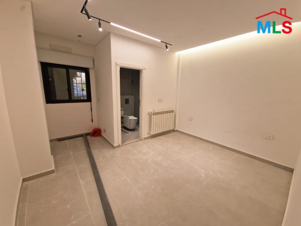 3-Bedrooms Apartment For Sale in Hosrayel
