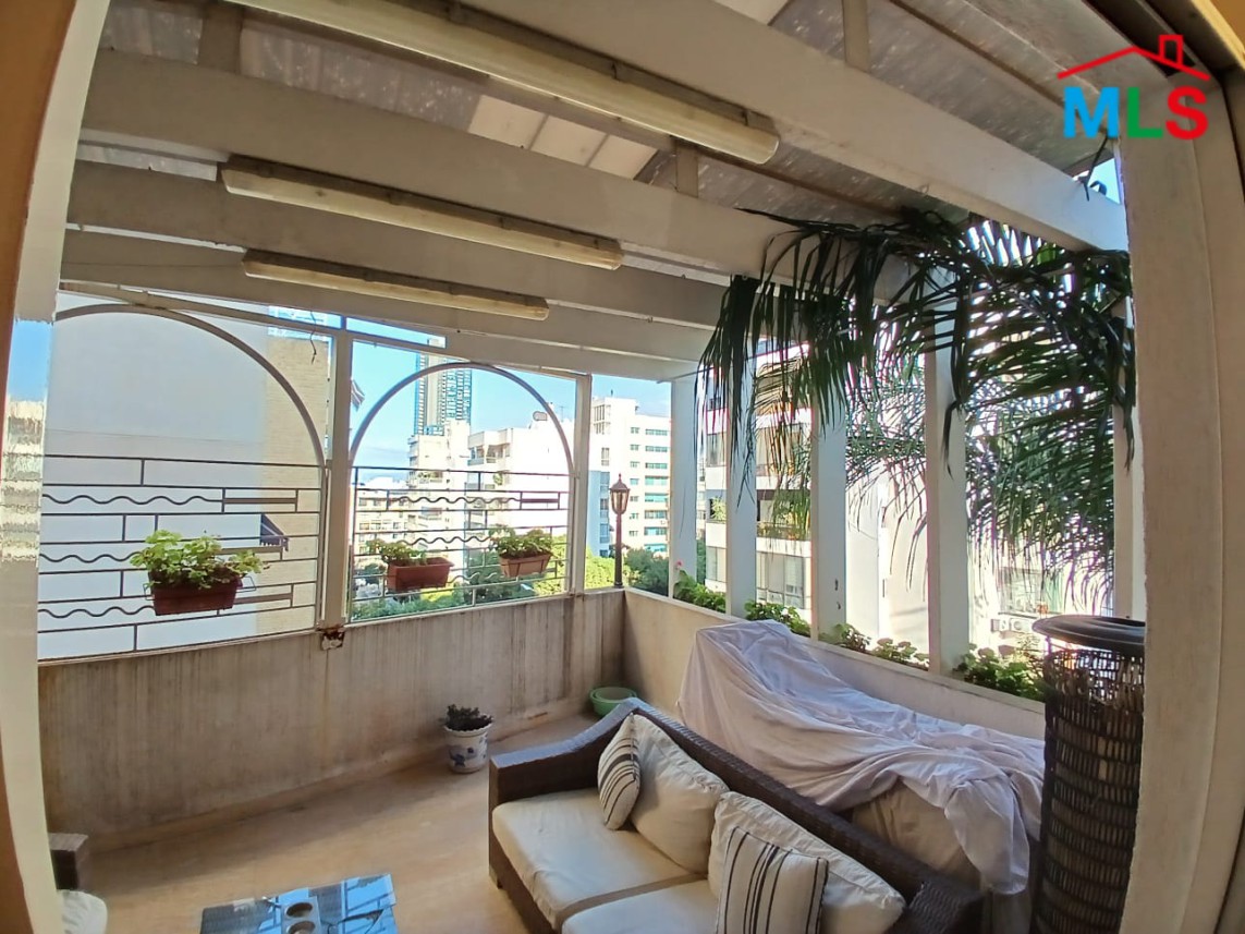 3-Bedrooms Apartment For Sale in Hosrayel