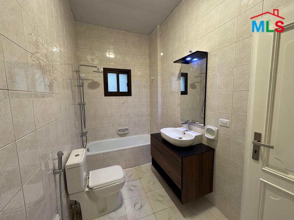 Spacious Apartment For Sale in Baalchmay, Aley