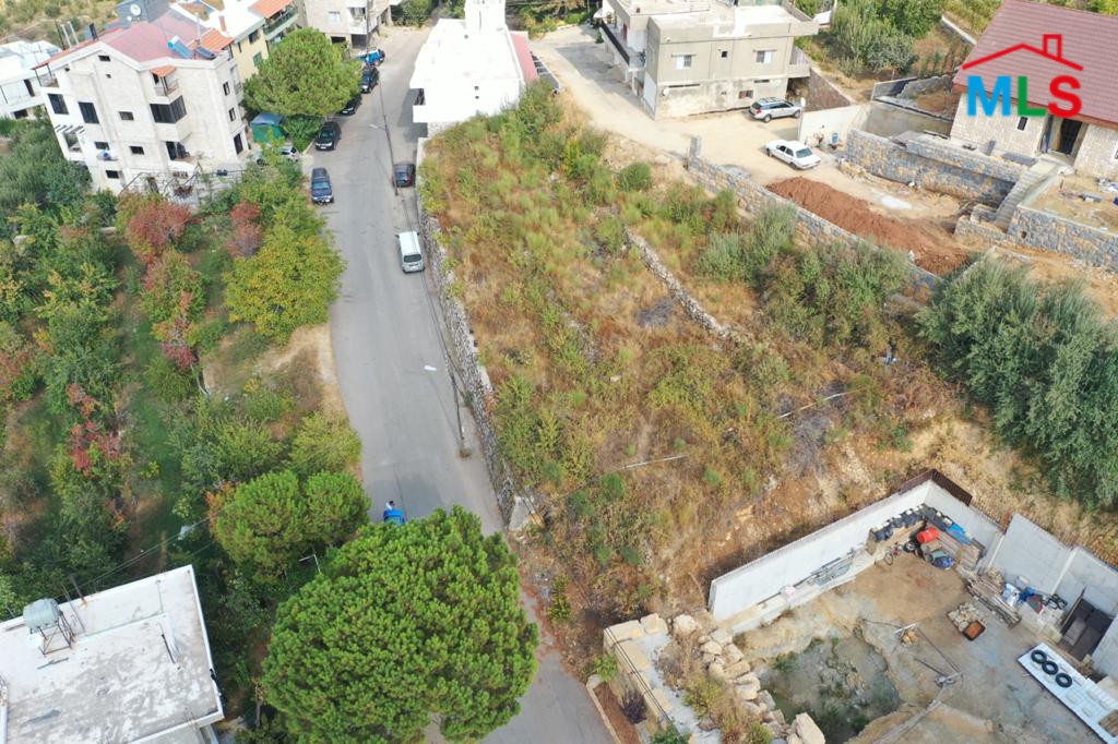 Exclusive! A 1048 SQM Land For Sale in Prime location in Faraya