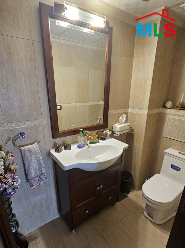 Furnished Apartment For Sale in Al Zarif, Ras Beirut