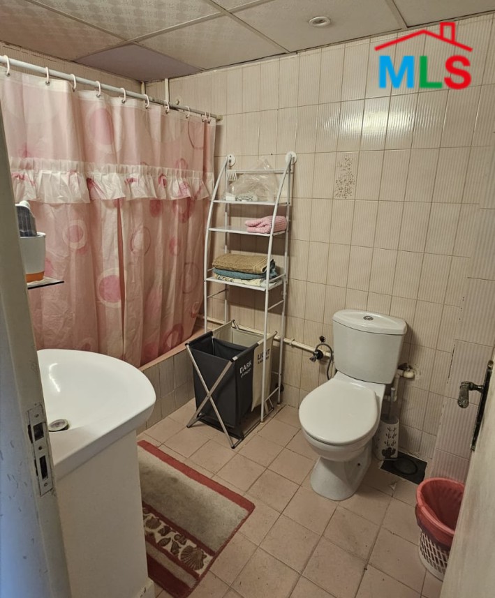 Furnished Apartment For Sale in Al Zarif, Ras Beirut