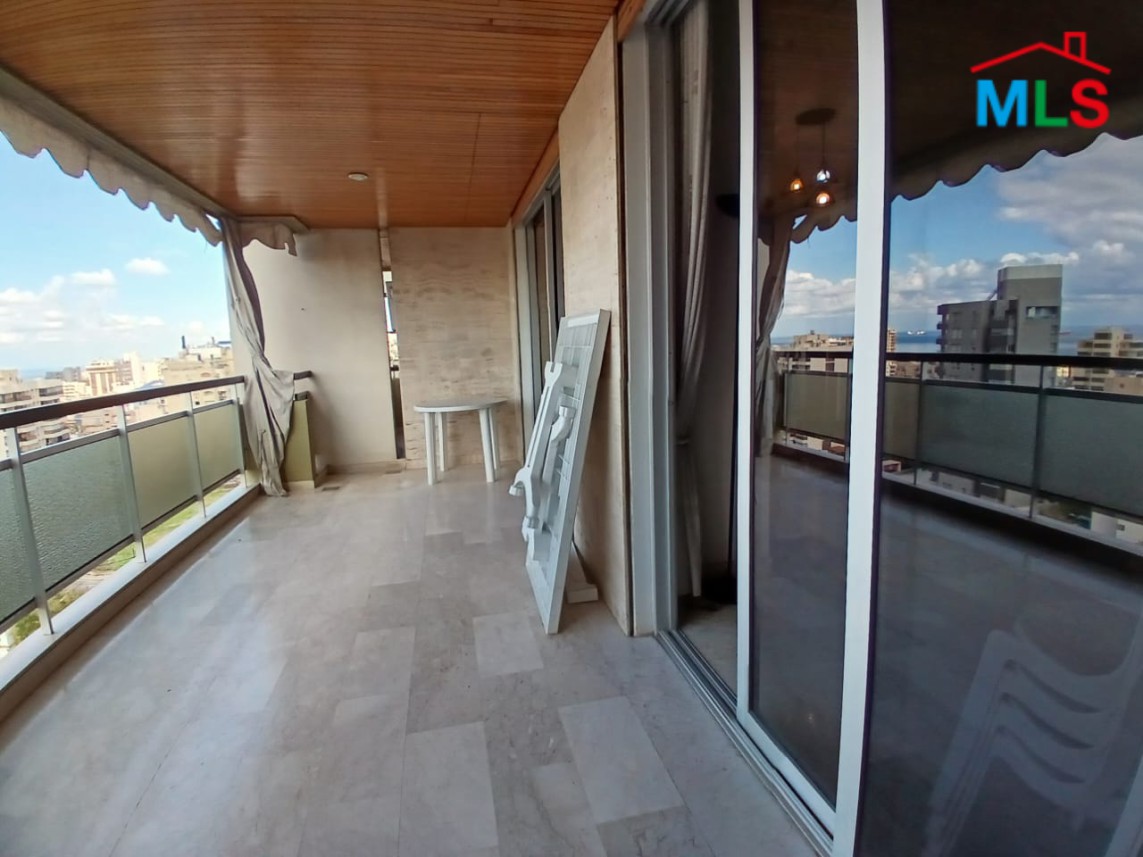 Spacious Apartment With Open View For Sale in A Prime Location in Zalka