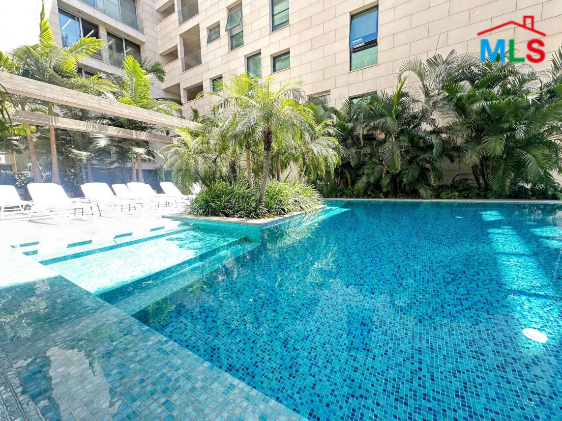 High-End 3-Bedroom Apartment For Sale in Down Town