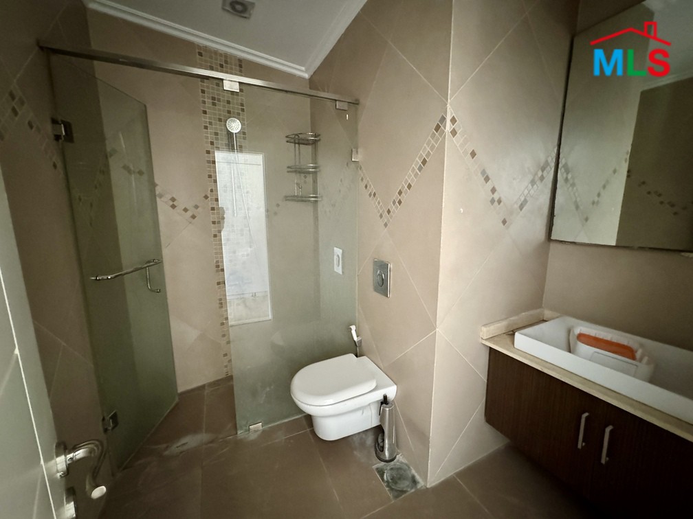 Bright 3-Bedroom Apartment For Sale in Hamra, Ras Beirut