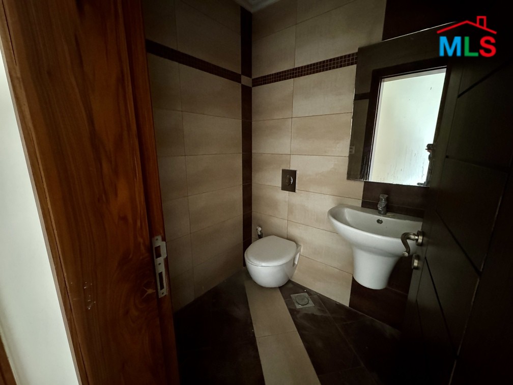 Bright 3-Bedroom Apartment For Sale in Hamra, Ras Beirut