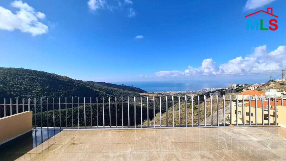 3-Bedroom Apartment For Sale In Hboub With An Easy Access To The Main Road