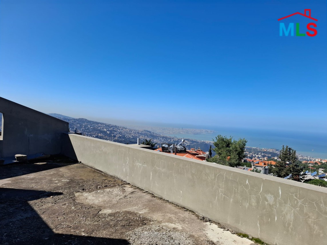 Under-Construction Building For Sale in Ballouneh