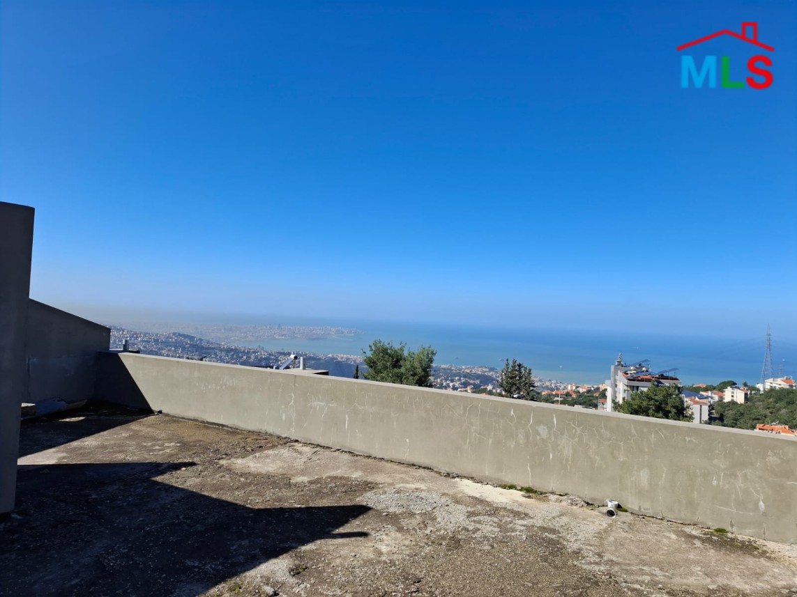 Under-Construction Building For Sale in Ballouneh