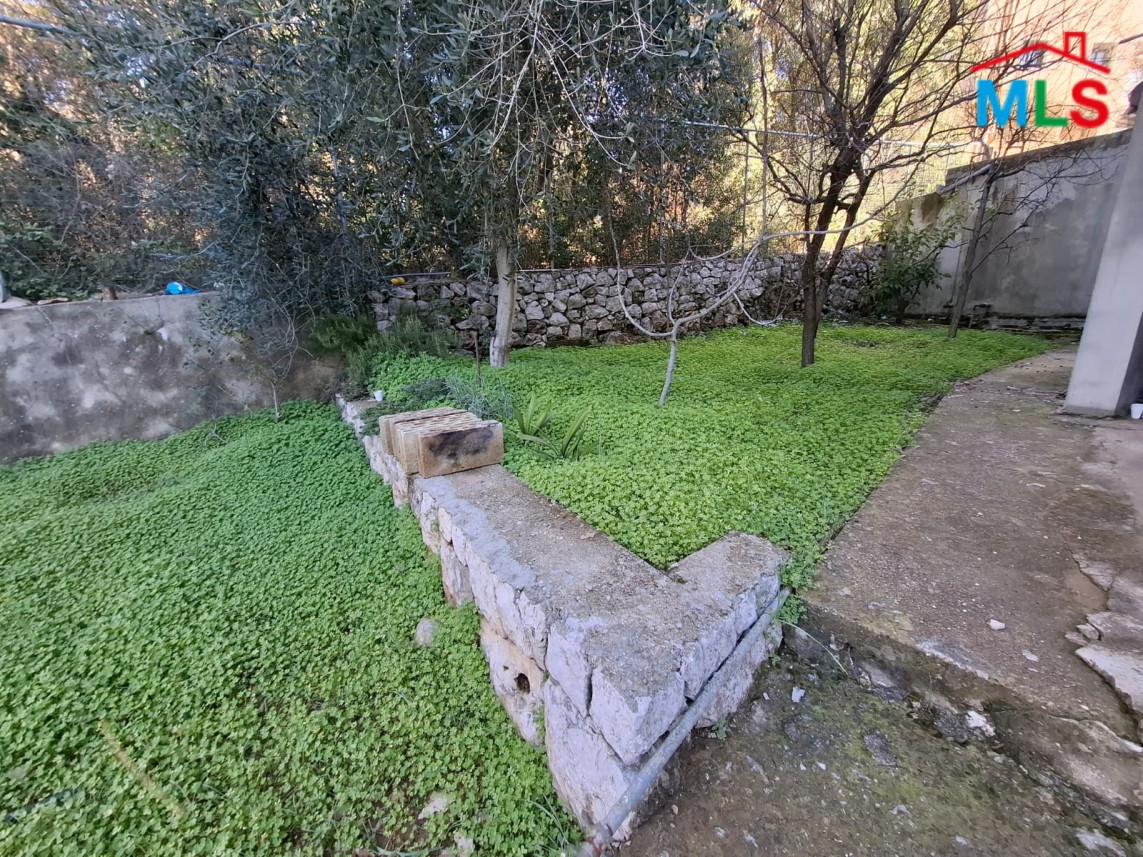 Under-Construction Building For Sale in Ballouneh