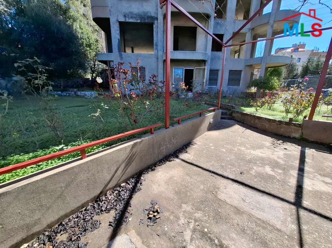 Under-Construction Building For Sale in Ballouneh