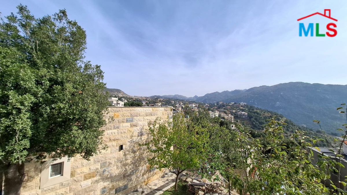 A Beautiful House With Land For Sale in Ehmej, Jbeil