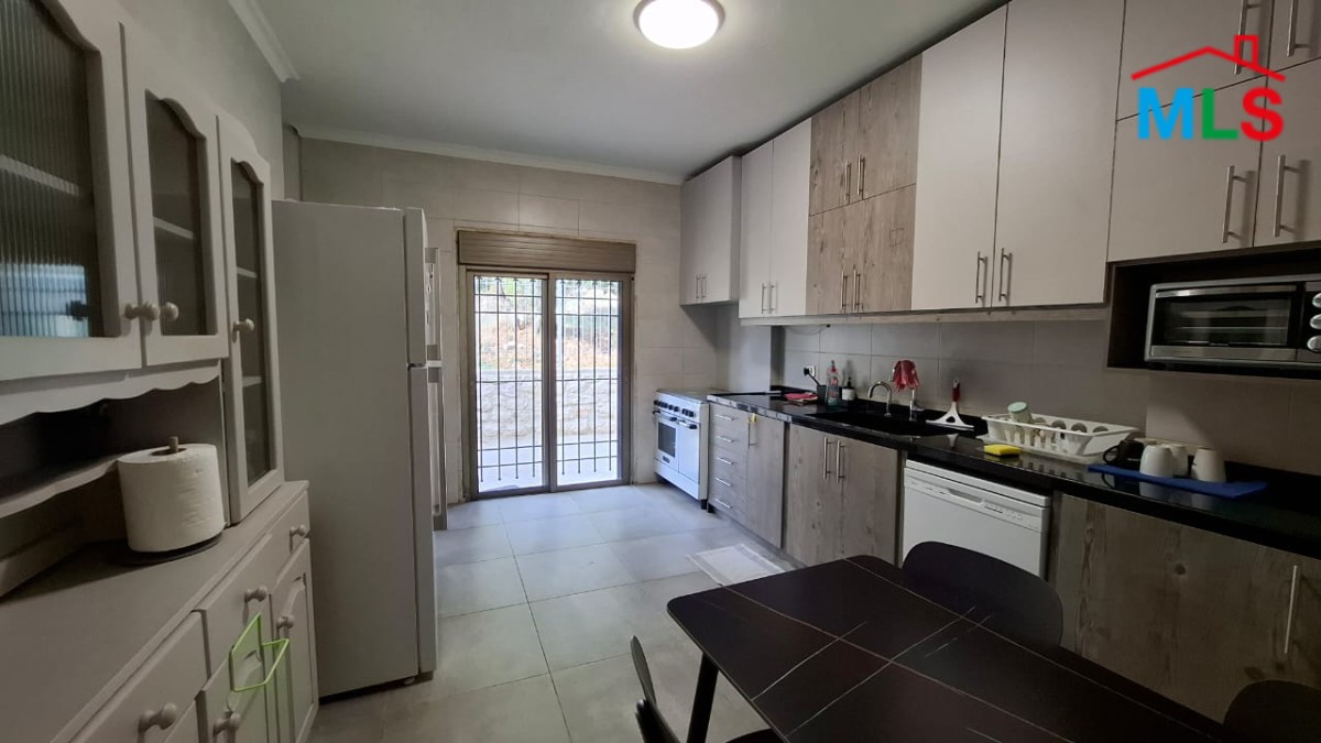 A Beautiful House With Land For Sale in Ehmej, Jbeil