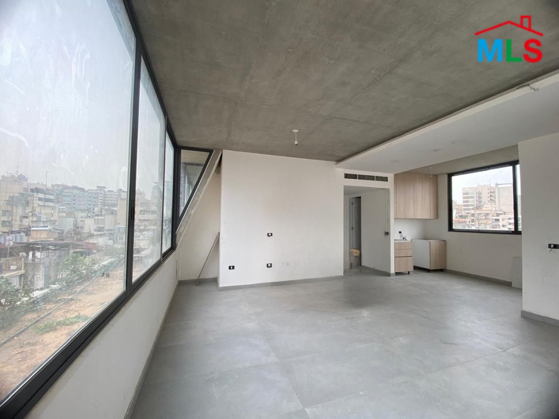 Brand New 2-Bedroom Apartment For Sale in Great Location in Spears, Ras Beirut