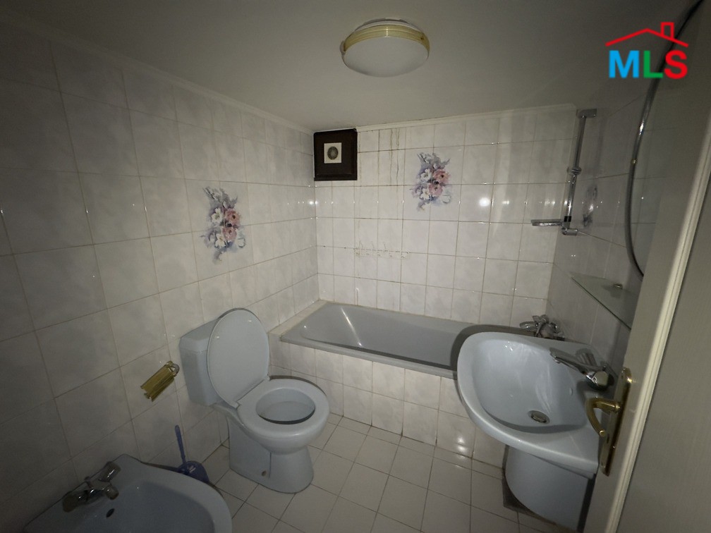 4-Bedroom Apartment For Sale in Hazmieh, Mar Takla