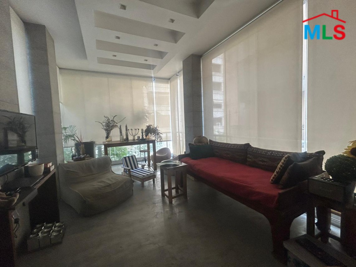 Elegant Apartment For Sale in Clemenceau, Ras Beirut