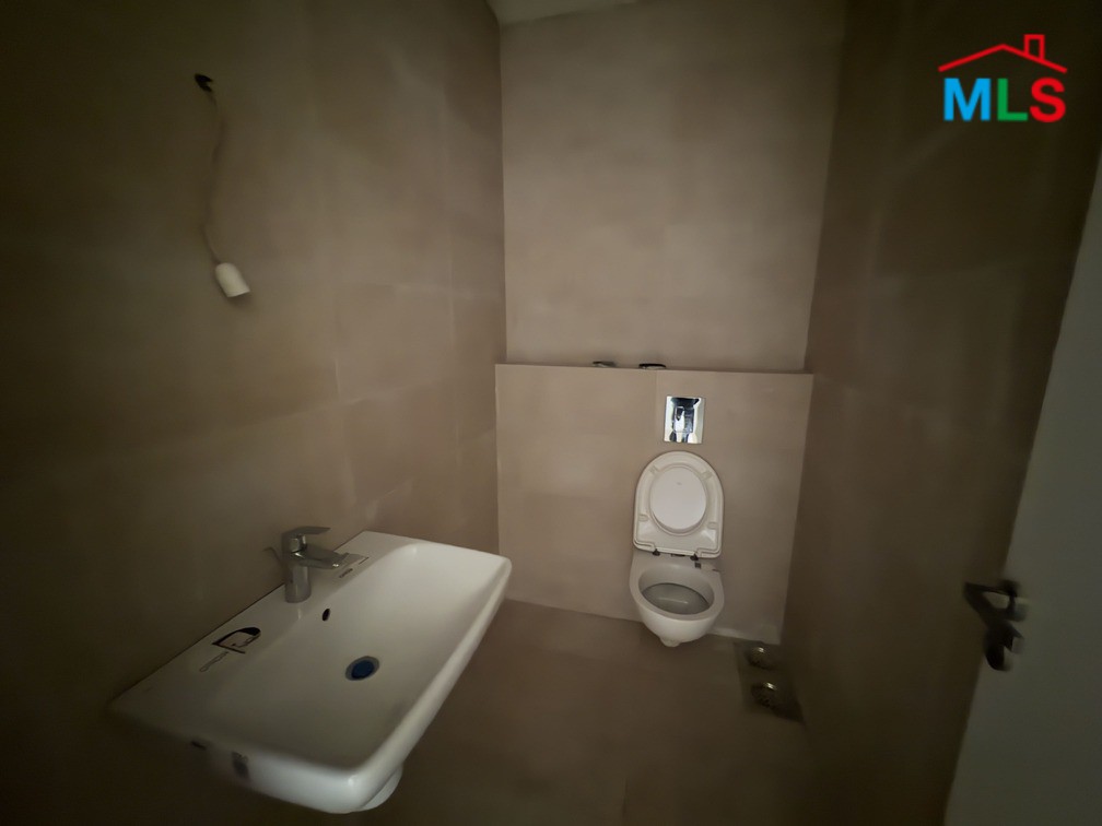Spacious 3 Bedroom Apartment For Sale in Hazmieh, Baabda
