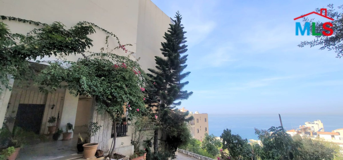 600 Sqm Building For Sale in Okaybe