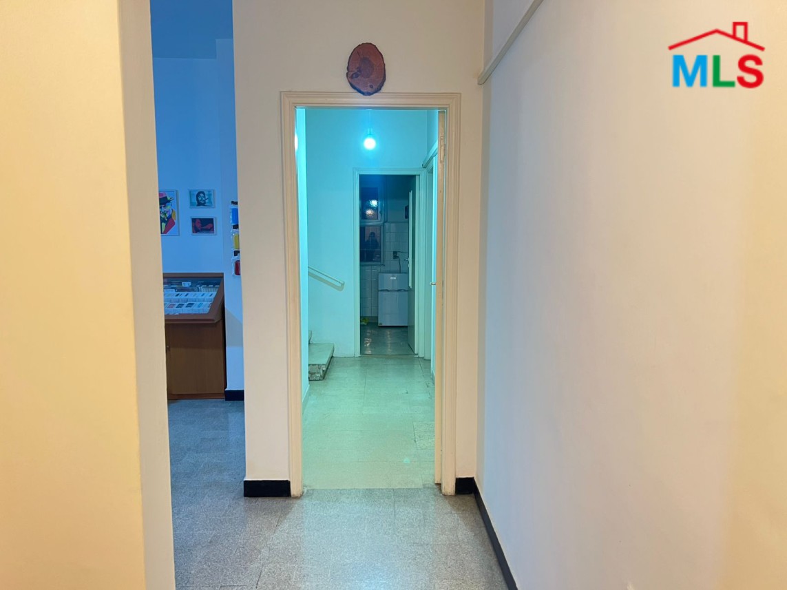 2-Bedroom Apartment For Sale in Furn El Chebbak