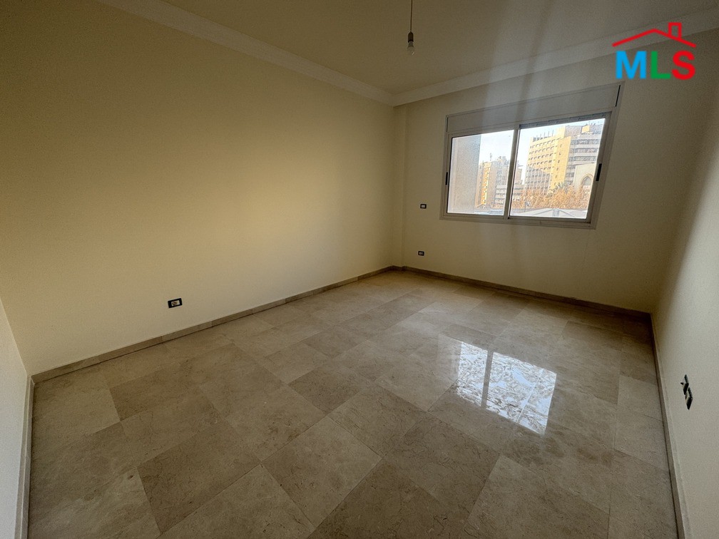 Spacious Apartment For Sale in Ramlet El Bayda