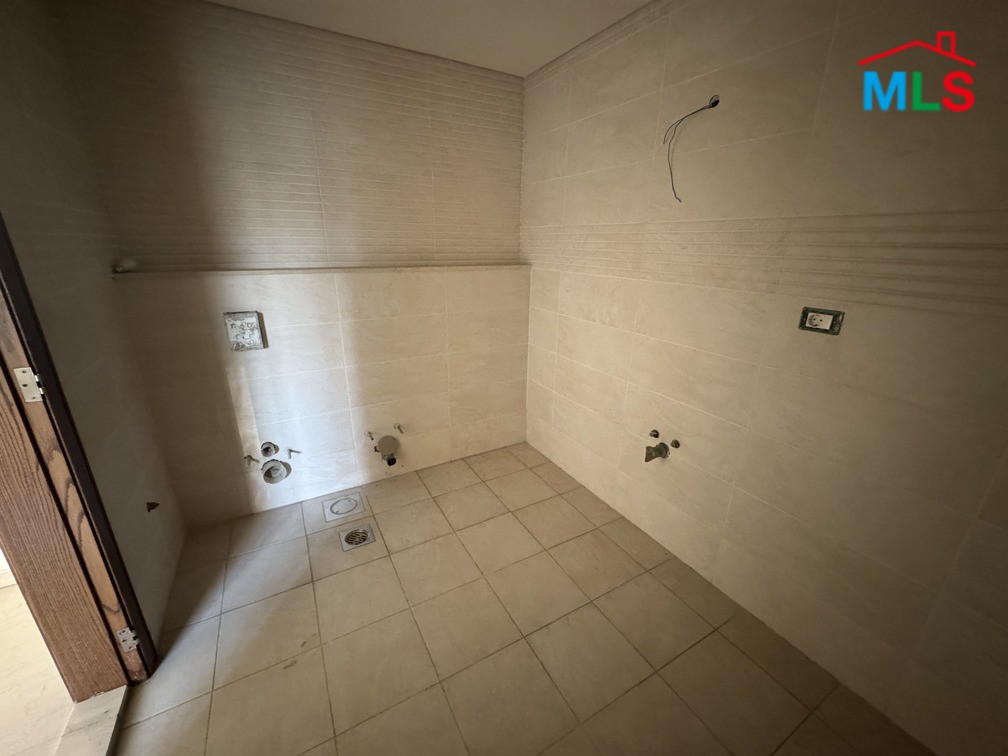 Spacious Apartment For Sale in Ramlet El Bayda