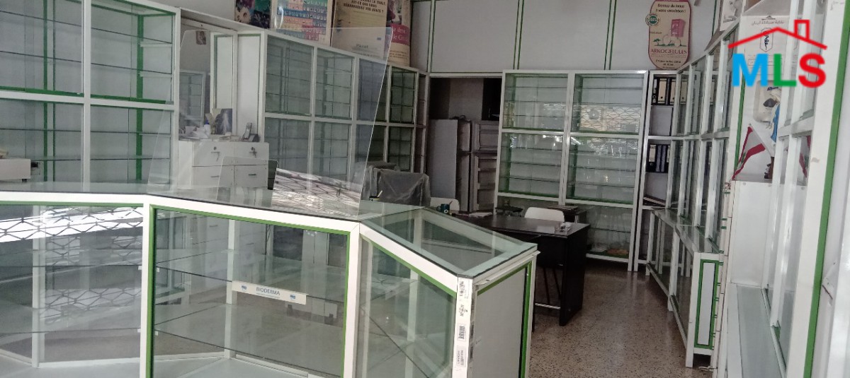 Pharmacy & Warehouse For Sale in Furn El Chebbak