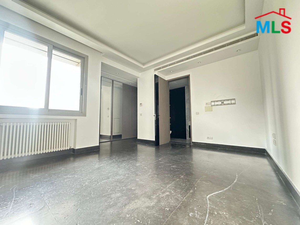 High-End Apartment with Sea View For Sale in Clemenceau, Ras Beirut