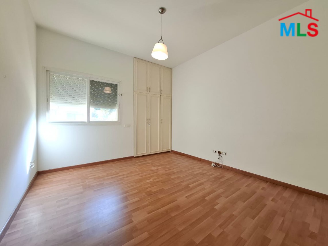 Spacious Apartment For Sale in Sahel Alma