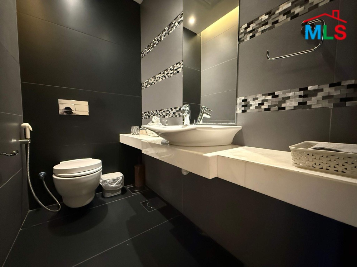 High-End 3-Bedroom Apartment For Sale in Achrafieh, Sodeco