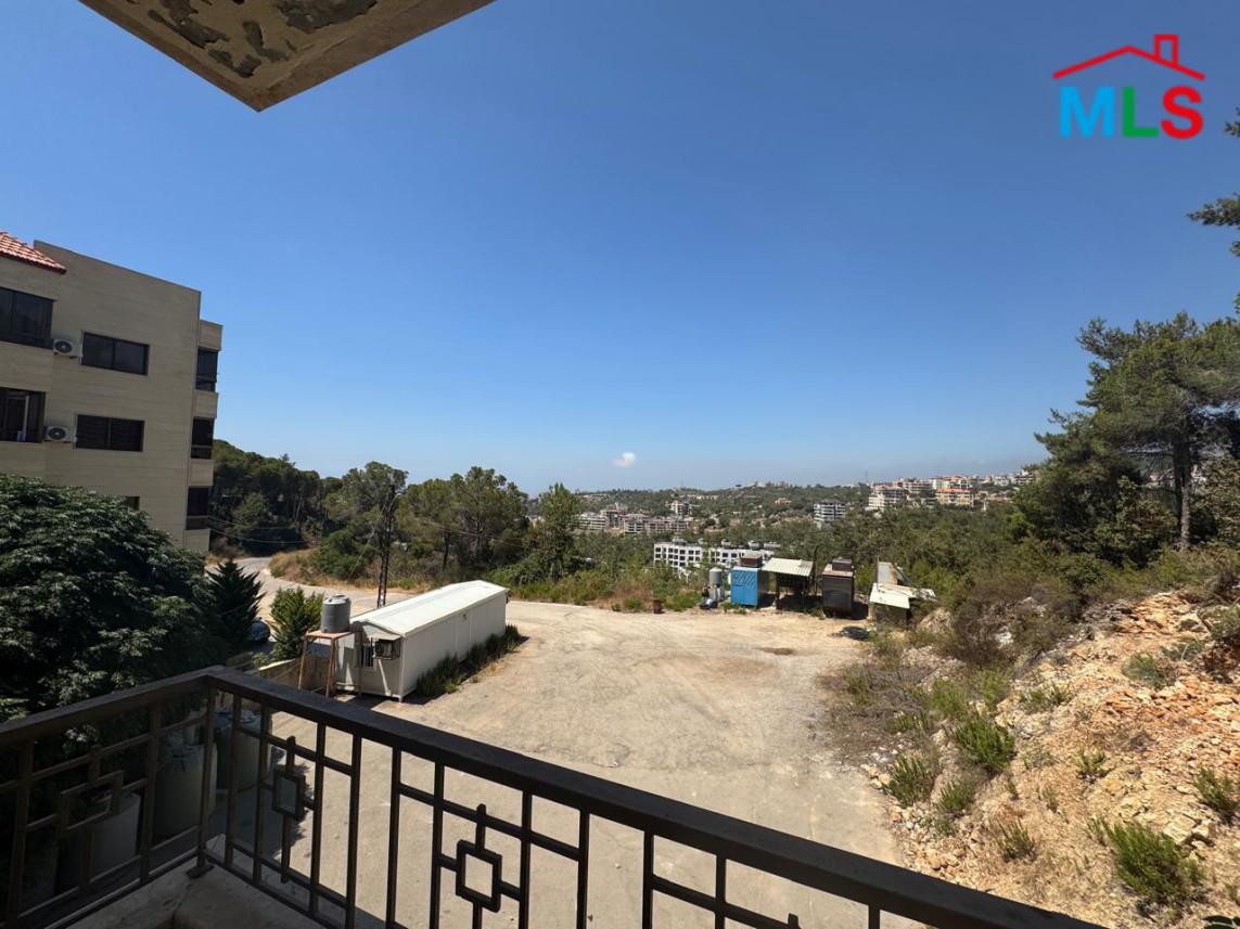 Decorated Apartment For Sale in Bchamoun