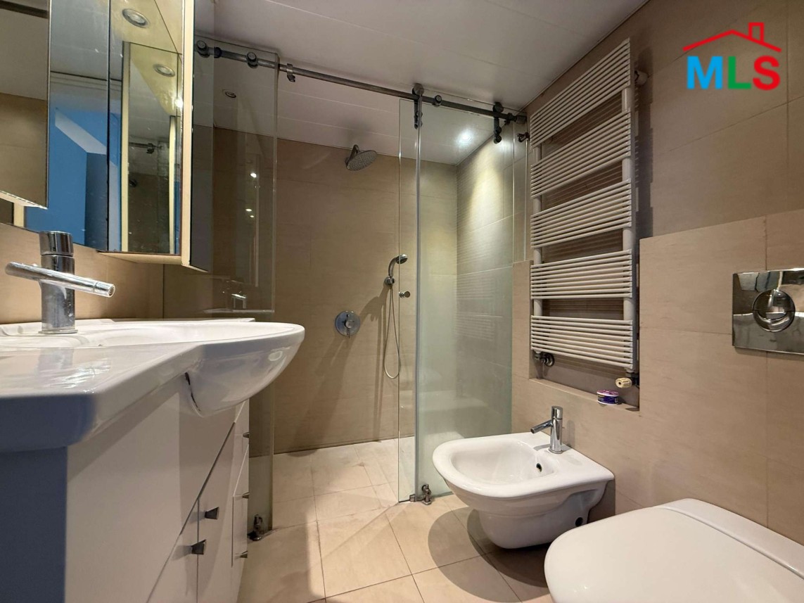Elegant 4-Bedroom Apartment For Sale in Select area of Achrafieh, Carré D'or