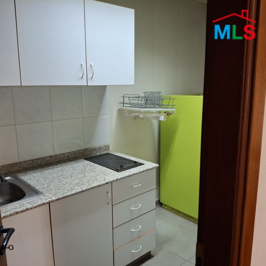 130 SQM Office For Sale in a Commercial Center in Dekweneh